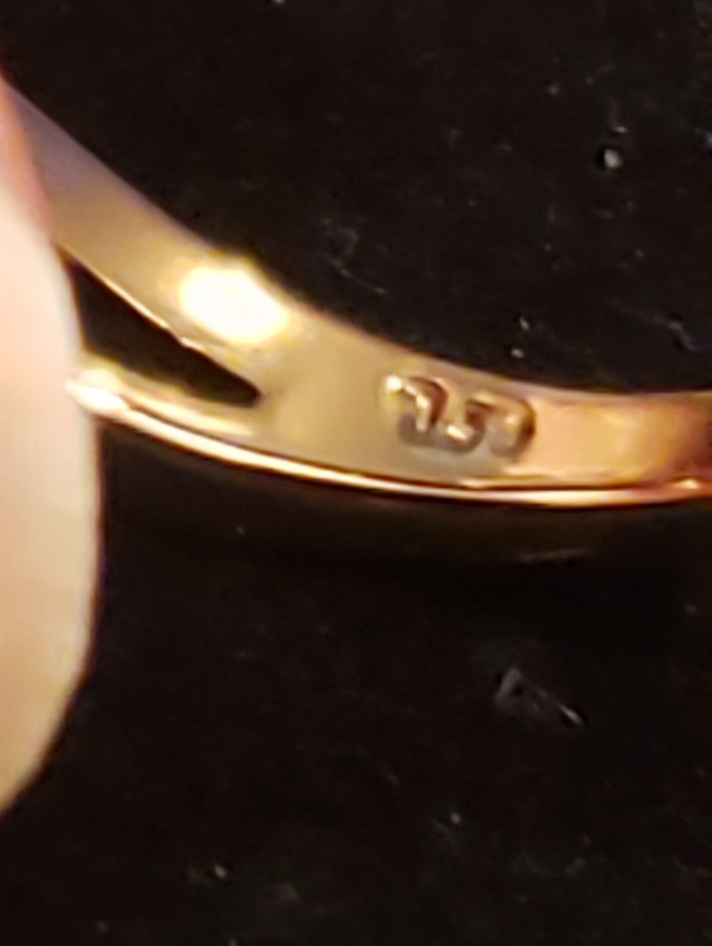 NEW 750 Stamped (18k Gold) Amethyst Ring, Sz 7.5 February Birthstone, Tiny Band - Picture 4 of 8